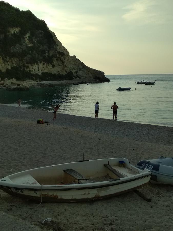 Konstantina Studios Άγιος Νικήτας Εξωτερικό φωτογραφία